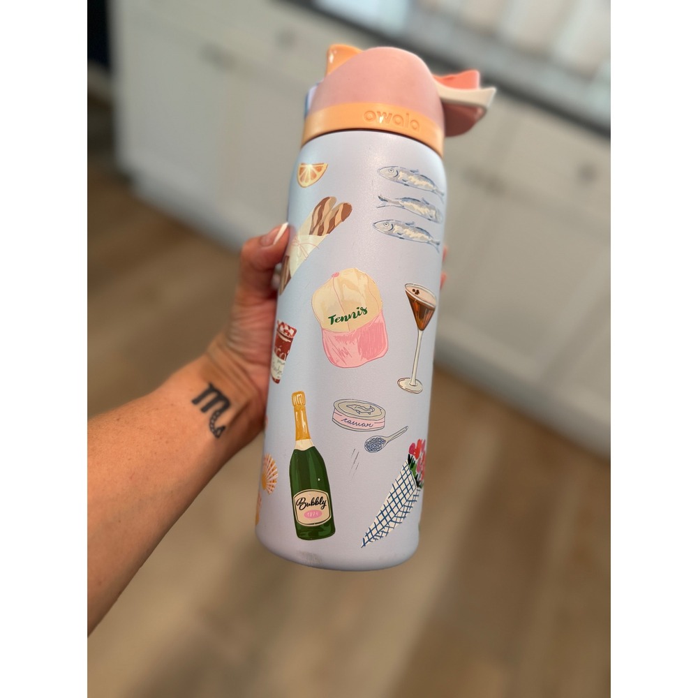 Owala FreeSip 32oz Water Bottle coquette